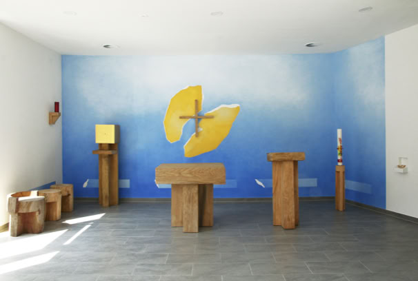 Kapelle Caritas Pflegezentrum Neuenhof-Gärten, Düsseldorf-Rath.  Wandbild: Secco-Malerei.